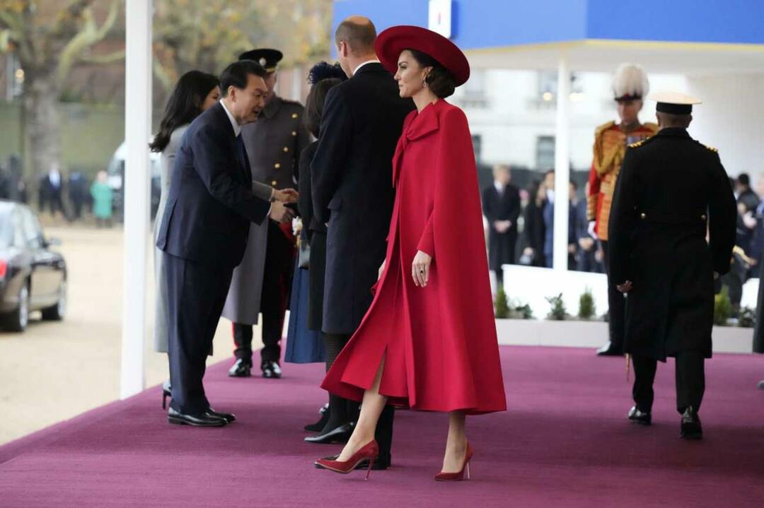 Κόκκινο φόρεμα Kate Middleton