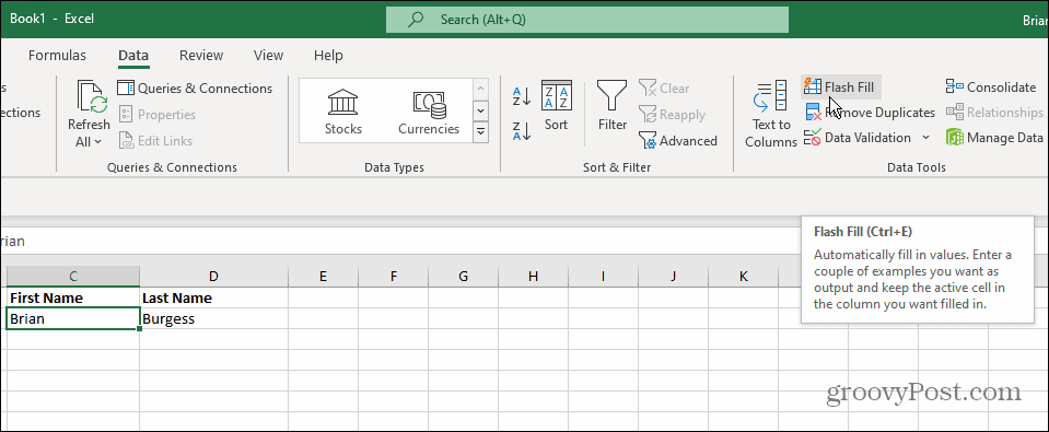 Εργαλεία δεδομένων Flash Fill Excel