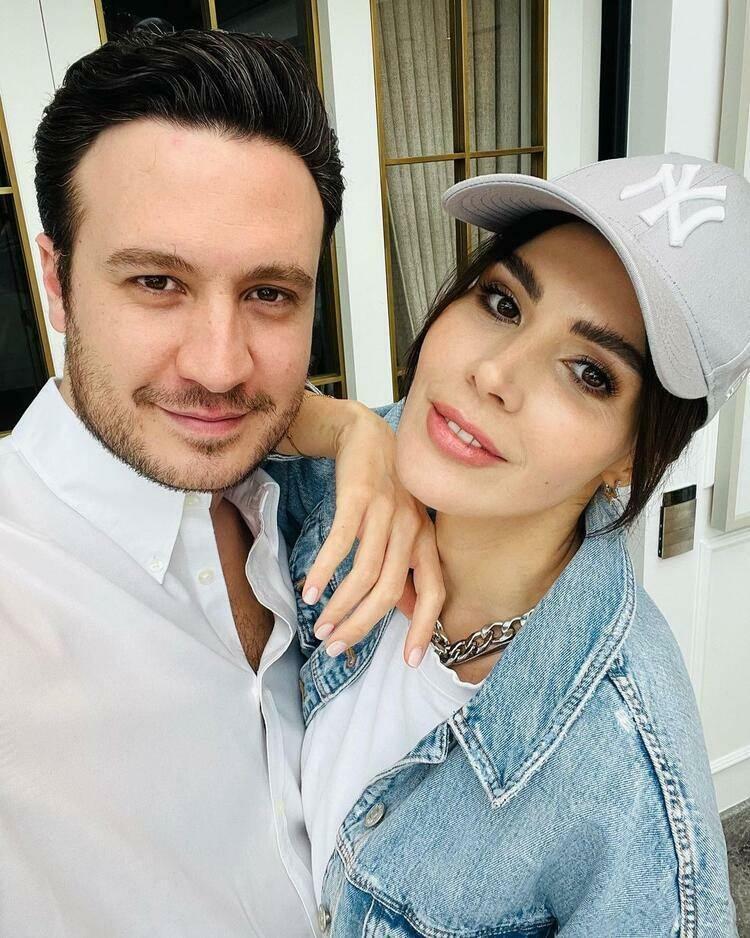 Burak Sağyaşar και Hatice Sendil