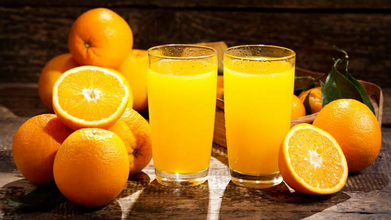 Οι βλάβες του πόσιμου χυμού πορτοκαλιού για πρωινό