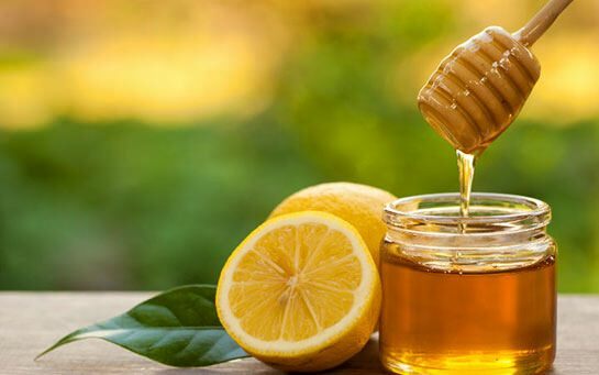 Ξεπλύνετε το στόμα σας μετά την κατανάλωση τσαγιού με μέλι