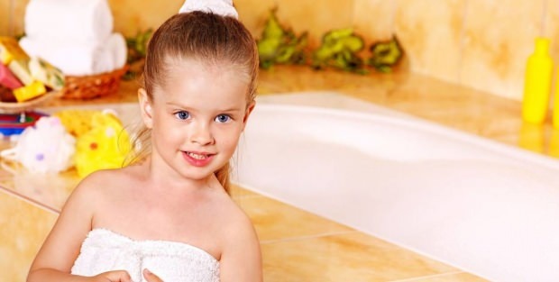 Πώς πρέπει τα παιδιά να κάνουν μπάνιο;