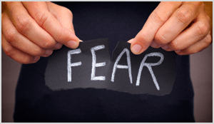 Αντιμετωπίστε τους φόβους σας για να εργαστείτε μέσω του μάρκετινγκ.