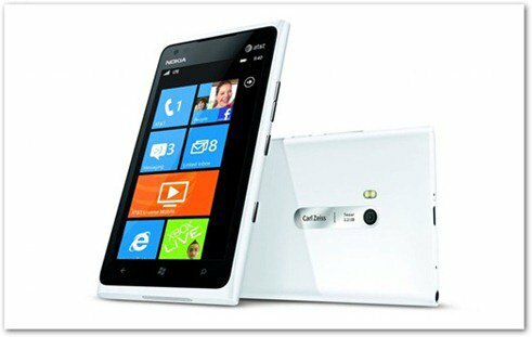 Πάρτε ένα AT & T Nokia Lumia 900 4G για το Φτηνές