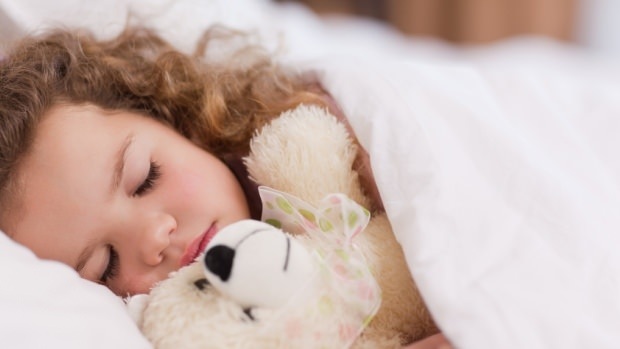Πότε πρέπει τα παιδιά να κοιμούνται μόνοι τους;