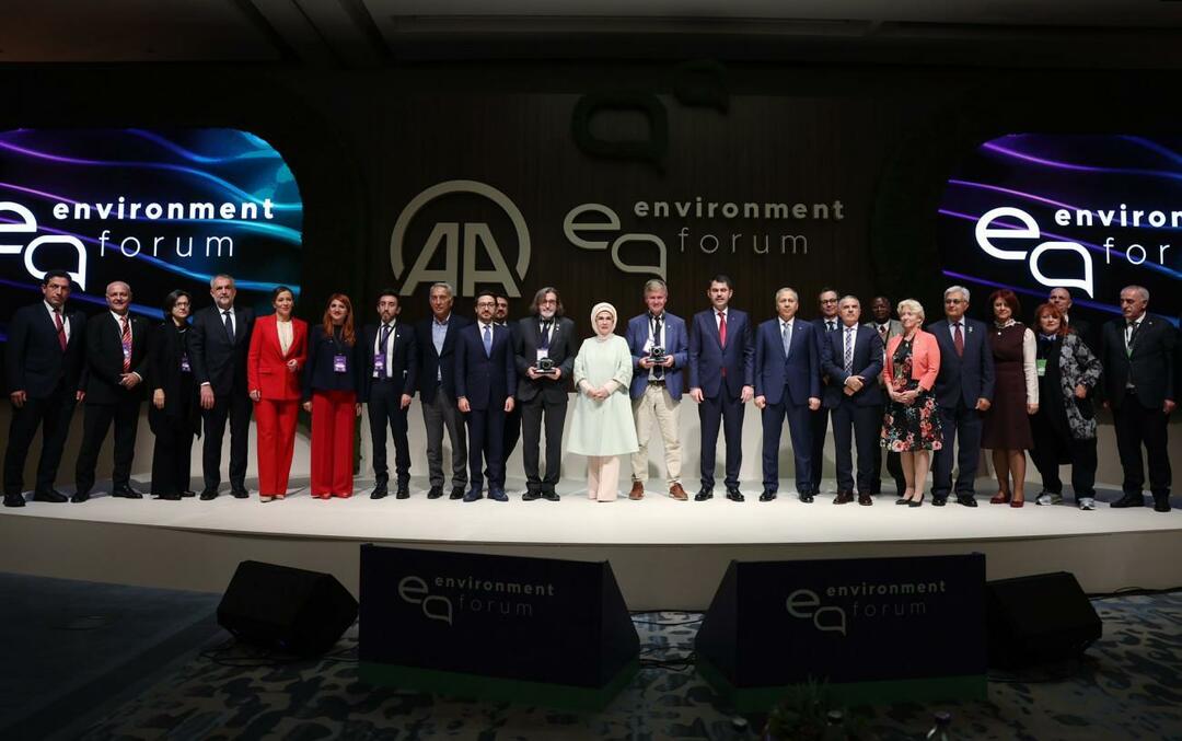 Η Εμινέ Ερντογάν ευχαρίστησε το πρακτορείο Anadolu στο Διεθνές Φόρουμ για το Περιβάλλον