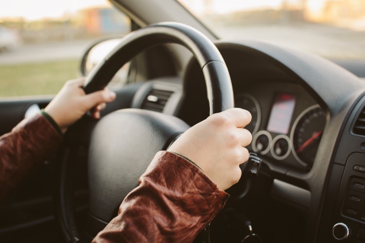 5 λάθη των γυναικών οδηγών στην κυκλοφορία