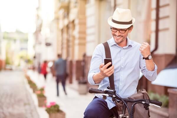 Το τοπικό μάρκετινγκ για κινητά σάς βοηθά να προσεγγίζετε πελάτες που βρίσκονται εν κινήσει, κοντά σας.