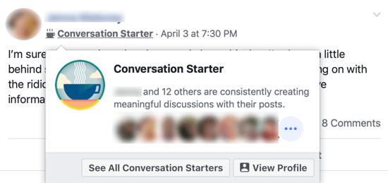 Πώς να βελτιώσετε την κοινότητα της ομάδας σας στο Facebook, παράδειγμα του σήματος της ομάδας Facebook «Conversation Starter» δίπλα στο όνομα των μελών της ομάδας και το αναδυόμενο παράθυρο που προσδιορίζει άλλα μέλη της ομάδας που μοιράζονται αυτό το σήμα