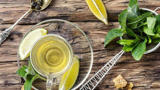 Ποια είναι τα οφέλη από την προσθήκη λεμονιού στο τσάι; Γρήγορη μέθοδος απώλειας βάρους με τσάι λεμονιού