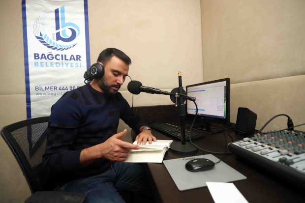 Ο Alişan τραγούδησε ένα βιβλίο για τα άτομα με ειδικές ανάγκες.