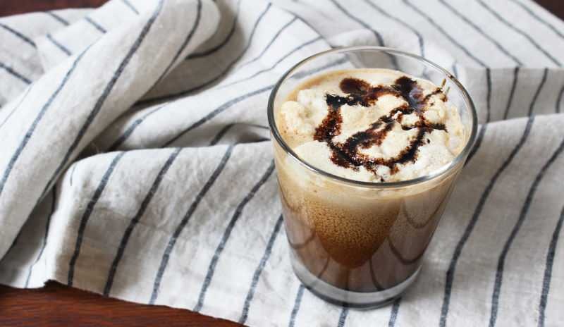 Παγωμένος καφές καρύδας Mocha
