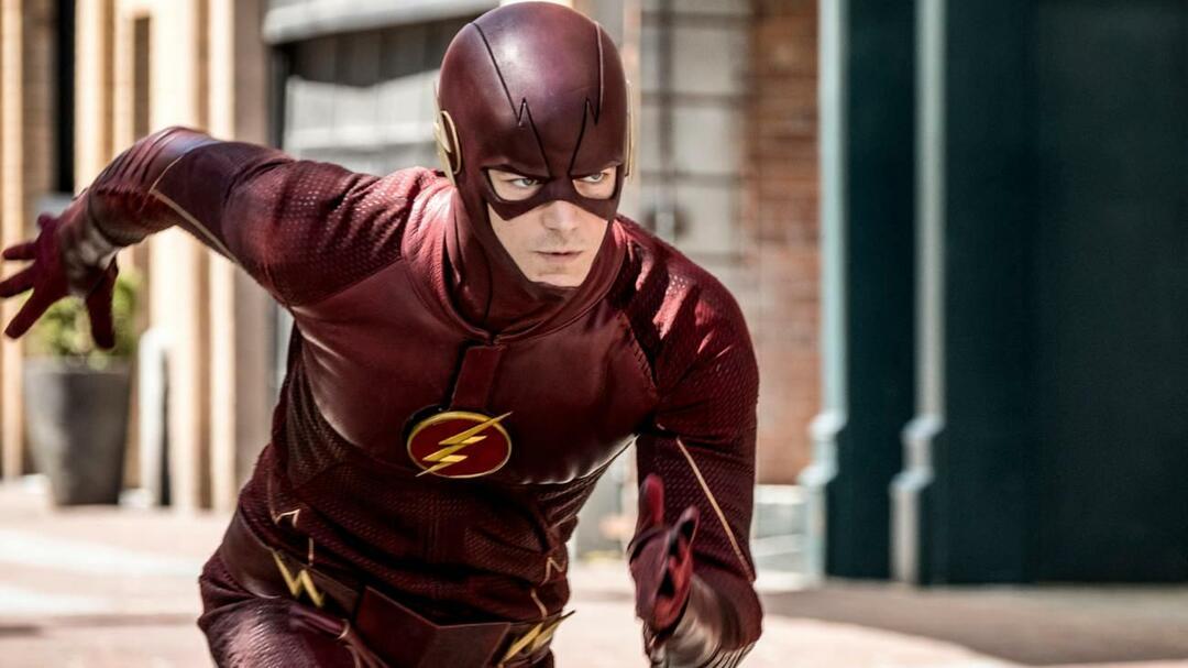 Πότε θα κυκλοφορήσει η ταινία flash;