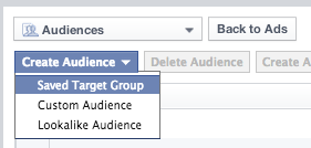 επιλέγοντας μια αποθηκευμένη ομάδα στόχου στο Facebook