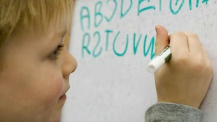Πώς να διδάξετε στα παιδιά το αλφάβητο;