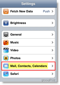 Το iPhone της Apple ανοίγει το ταχυδρομείο, τις επαφές και τα ημερολόγια