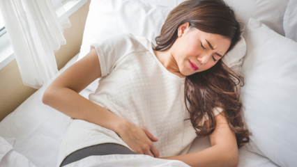 Τι είναι το προεμμηνορροϊκό σύνδρομο; Πώς περνάει ο πόνος της εμμηνόρροιας; Τρόφιμα που είναι καλά για τον πόνο της εμμηνόρροιας ...
