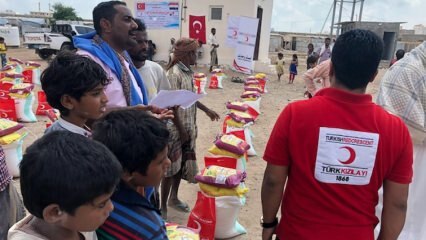 Επισιτιστική βοήθεια για τους μετανάστες στην Υεμένη από την Τουρκική Ερυθρά Ημισέληνο