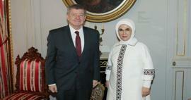 Η Πρώτη Κυρία Ερντογάν συναντήθηκε με τον Αναπληρωτή Γενικό Γραμματέα των Ηνωμένων Εθνών!