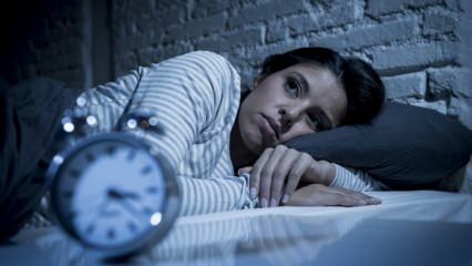 Ποιες είναι οι βλάβες του ανεπαρκούς ύπνου; Τι συμβαίνει εάν δεν κοιμηθούμε για μια μέρα;
