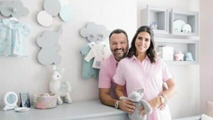 Ανακοινώθηκε το φύλο των μωρών του ζευγαριού Ali Sunal και Nazlı Kurbanzade!