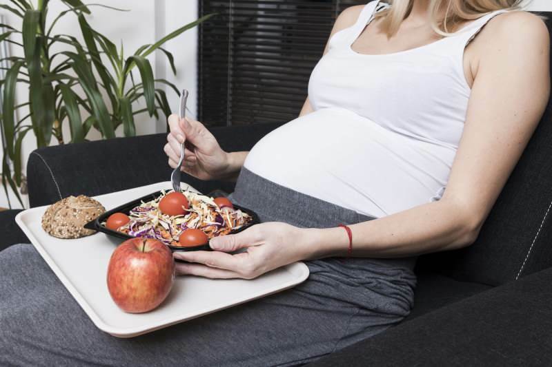 Υγιεινή διατροφή κατά τη διάρκεια της εγκυμοσύνης! Είναι σωστή η διπλή διατροφή κατά τη διάρκεια της εγκυμοσύνης;