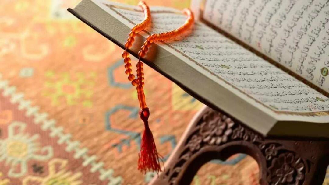 Μπορεί μια γυναίκα με έμμηνο ρύση ή ώριμο να διαβάσει το Κοράνι; Μπορεί μια γυναίκα με εμμηνόρροια να αγγίξει το Κοράνι;
