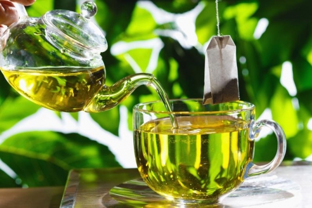 Οφέλη από το πόσιμο πράσινο τσάι με άδειο στομάχι
