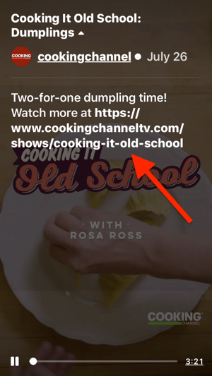 Παράδειγμα συνδέσμου βίντεο με δυνατότητα κλικ στην περιγραφή του επεισοδίου IGTV "Dumplings" του Cooking It Old School.